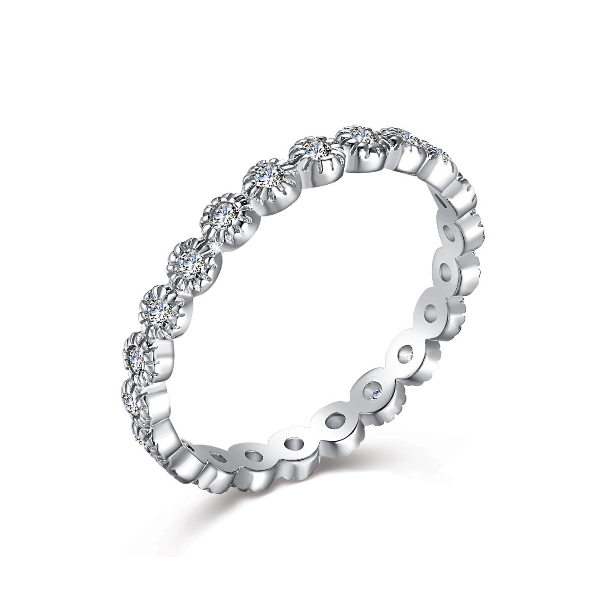 Anello con zirconi circolari