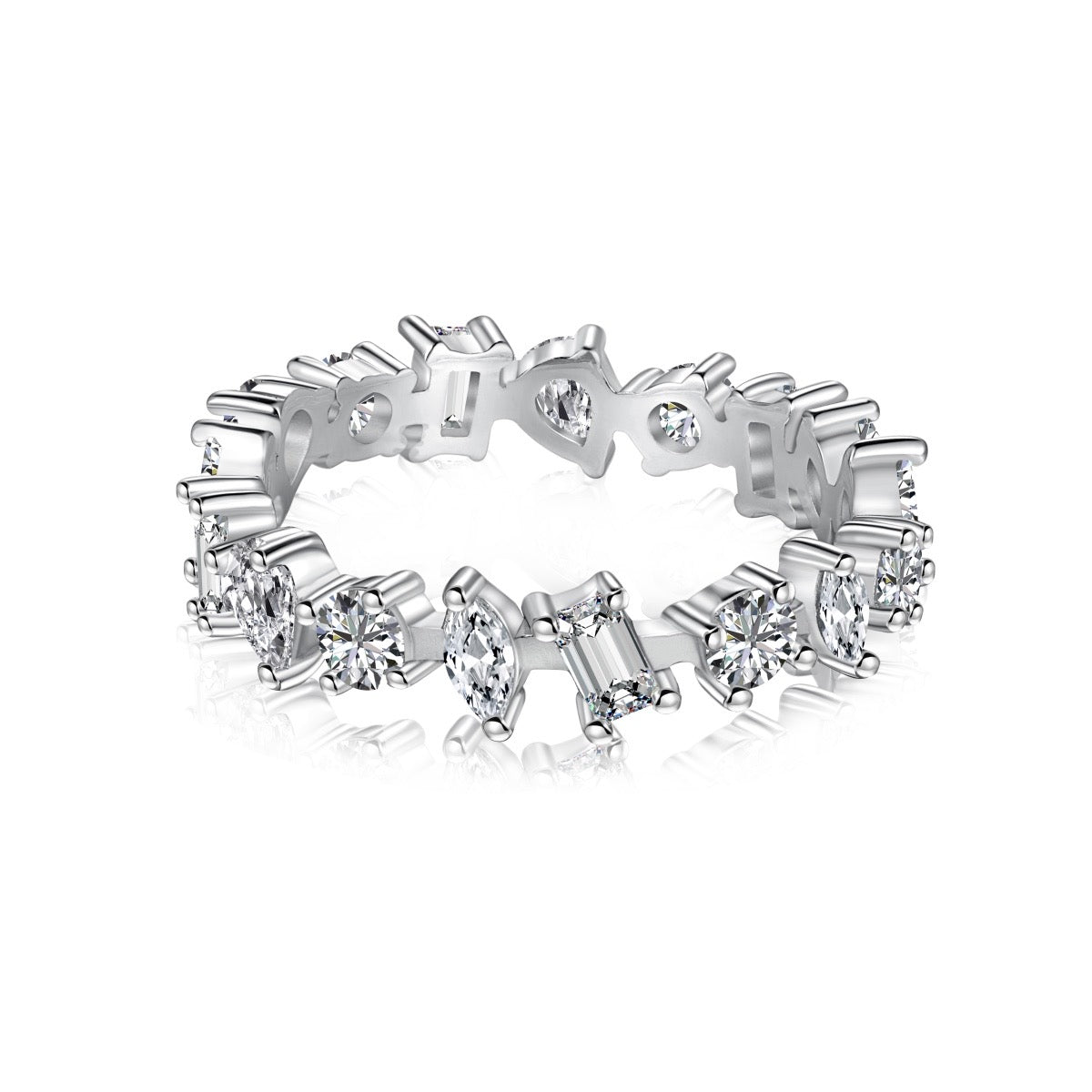 Anello con zirconi asimmetrici