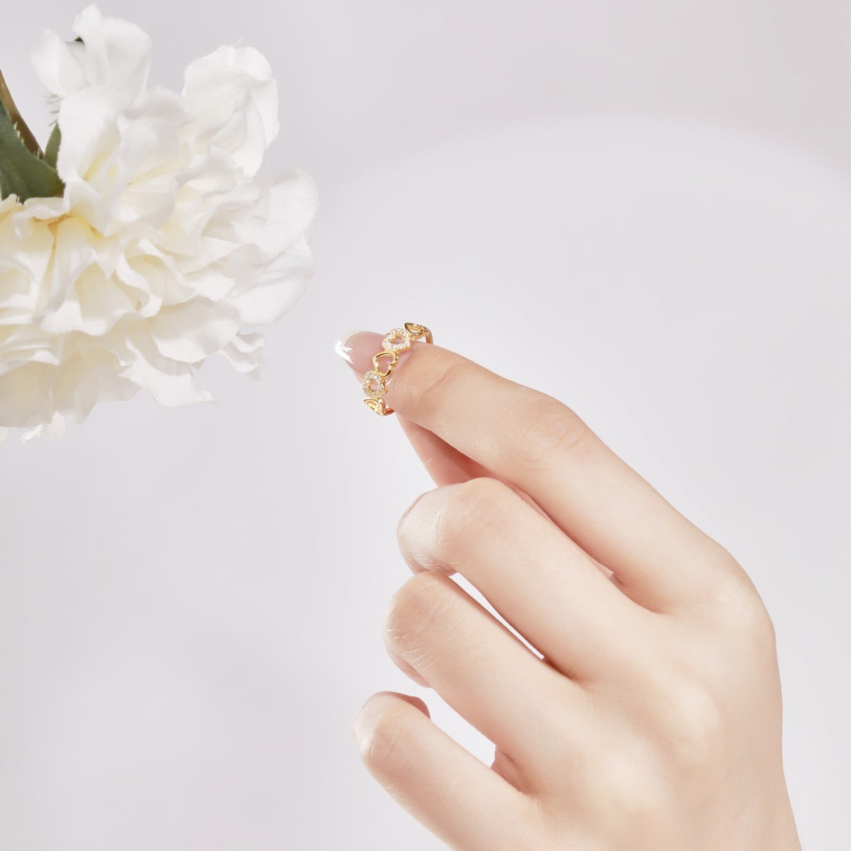 Anello cuori alterni con zirconi