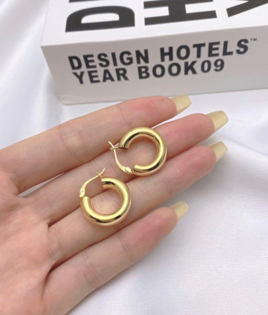 Hoop grande 18 mm placcato oro
